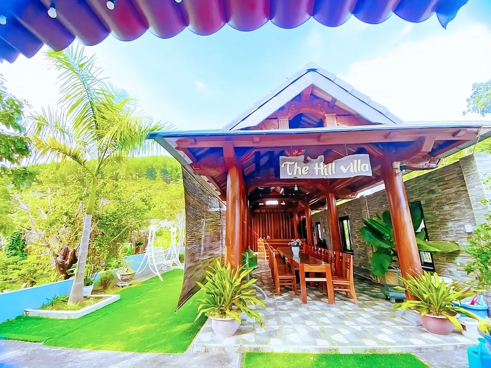 The Hill Villas