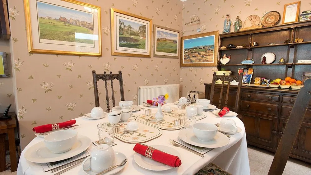 Braeside House