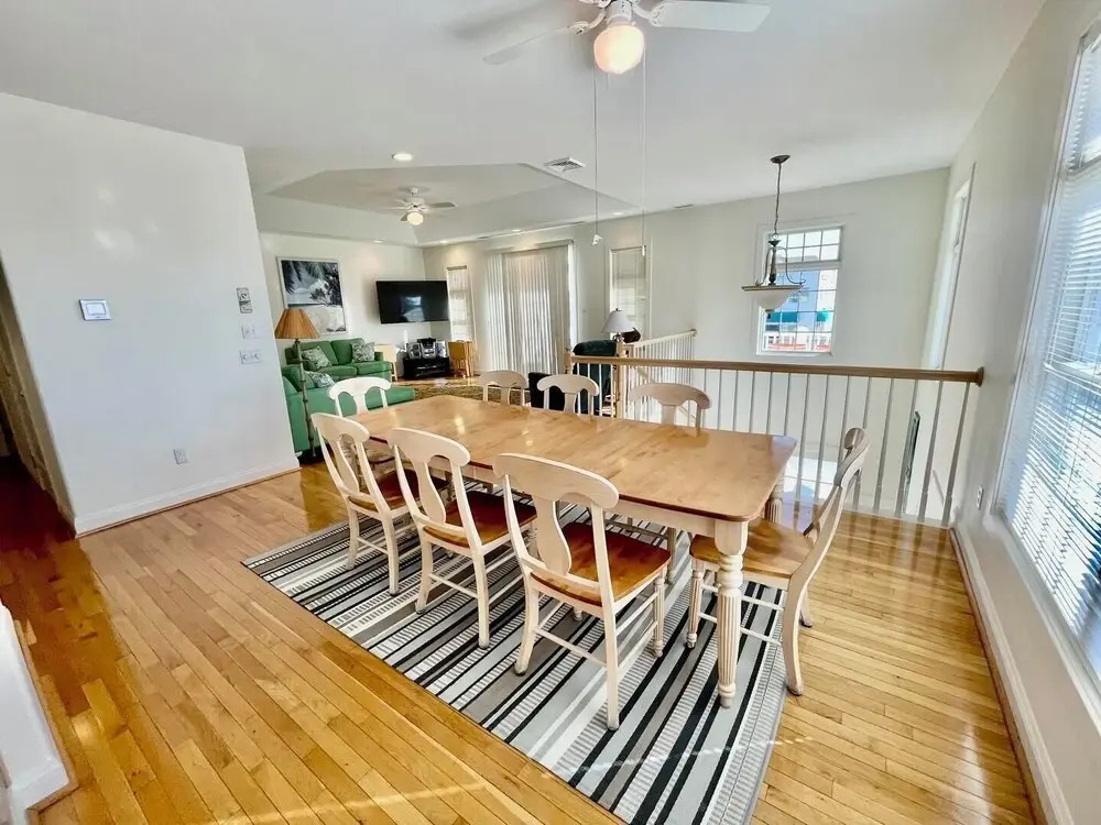 Clayton Street 17B