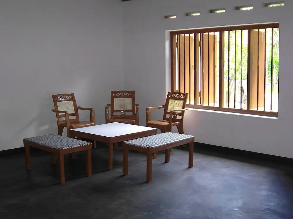 Mendis Cottage