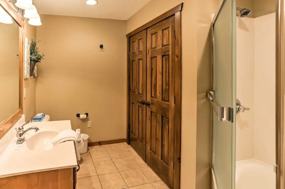 Branson Home w/ Game Room, Near Silver Dollar City