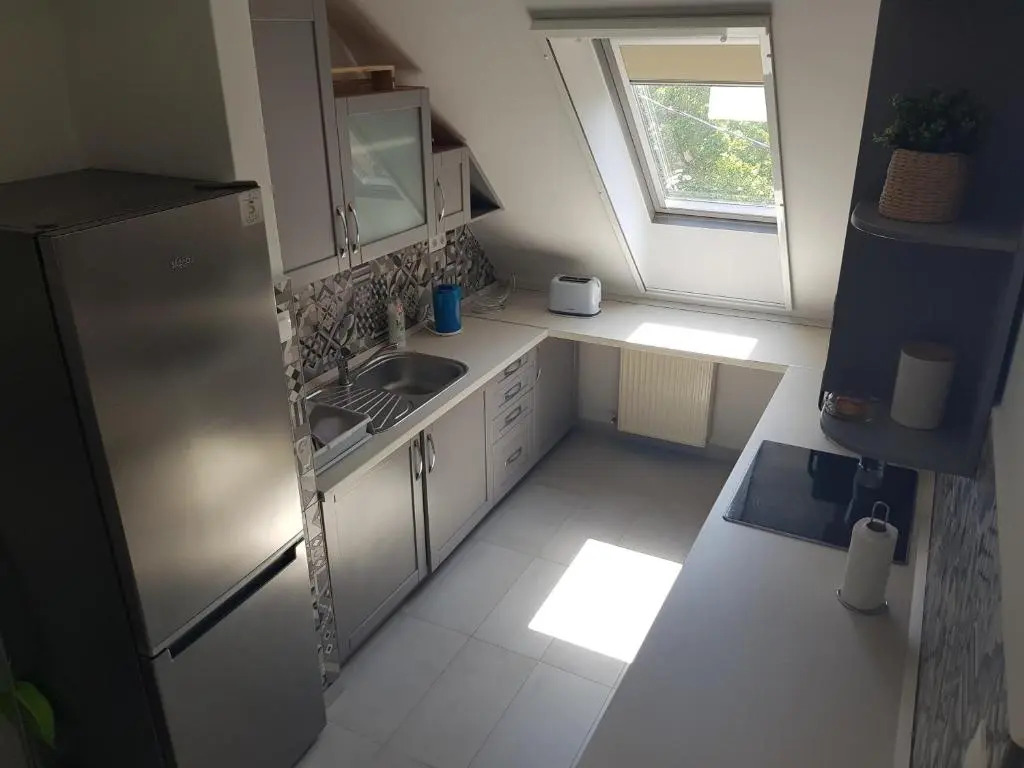 Zoli Apartmanok-Adri Kölcsey 32