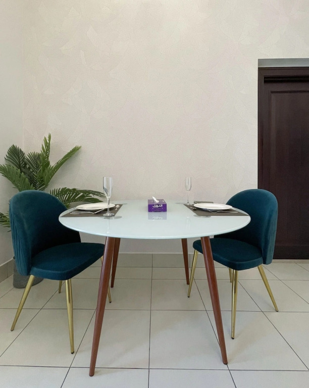 1B-Reehan 5-G08 by bnbme homes