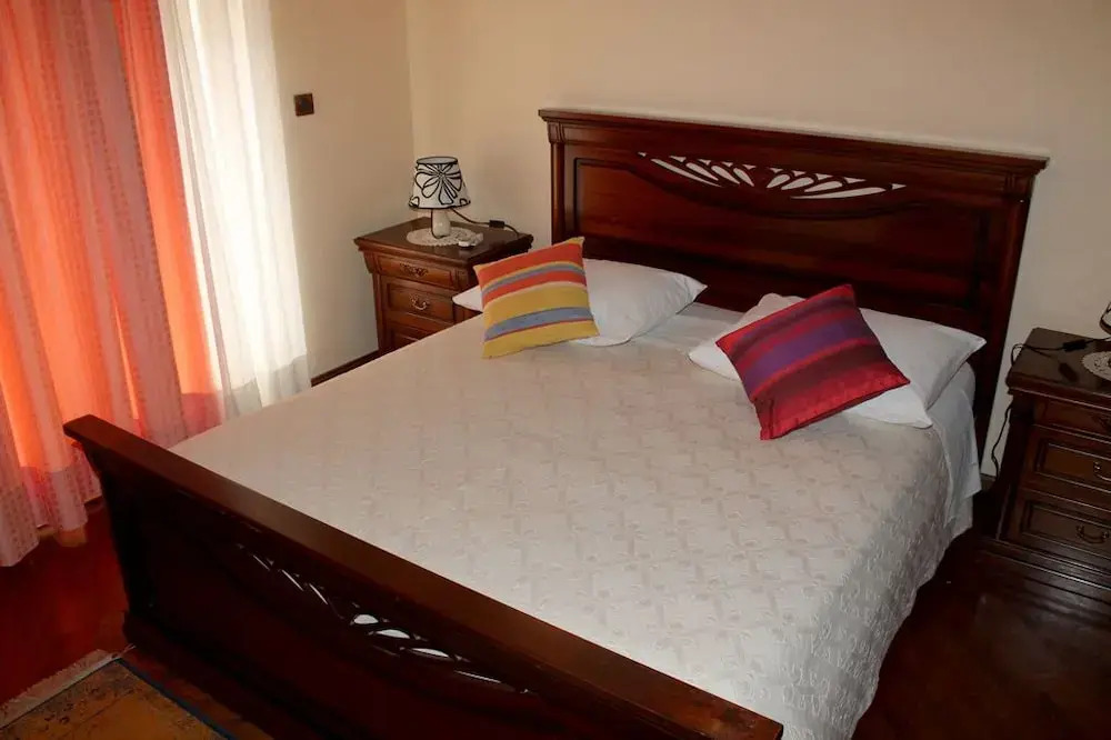 Rooms and Apartment Pina