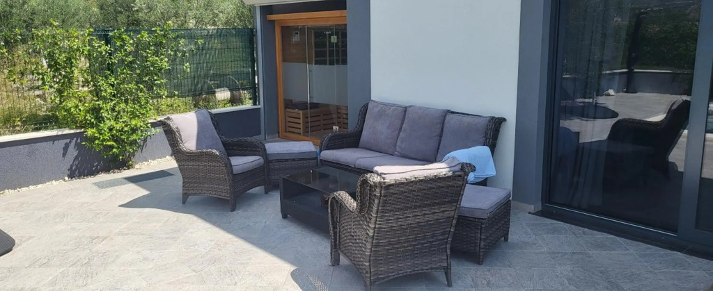 Luxury villa Stocia Split with swimming pool, sauna and jacuzzi in a peaceful location in Split
