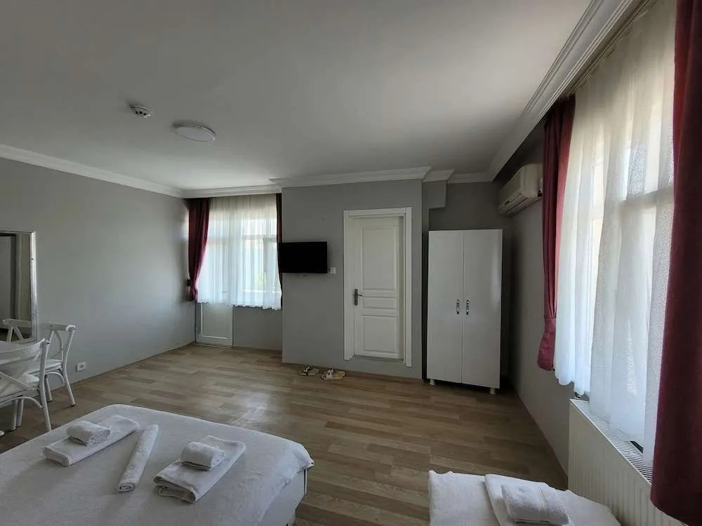 Gold İn Hotel