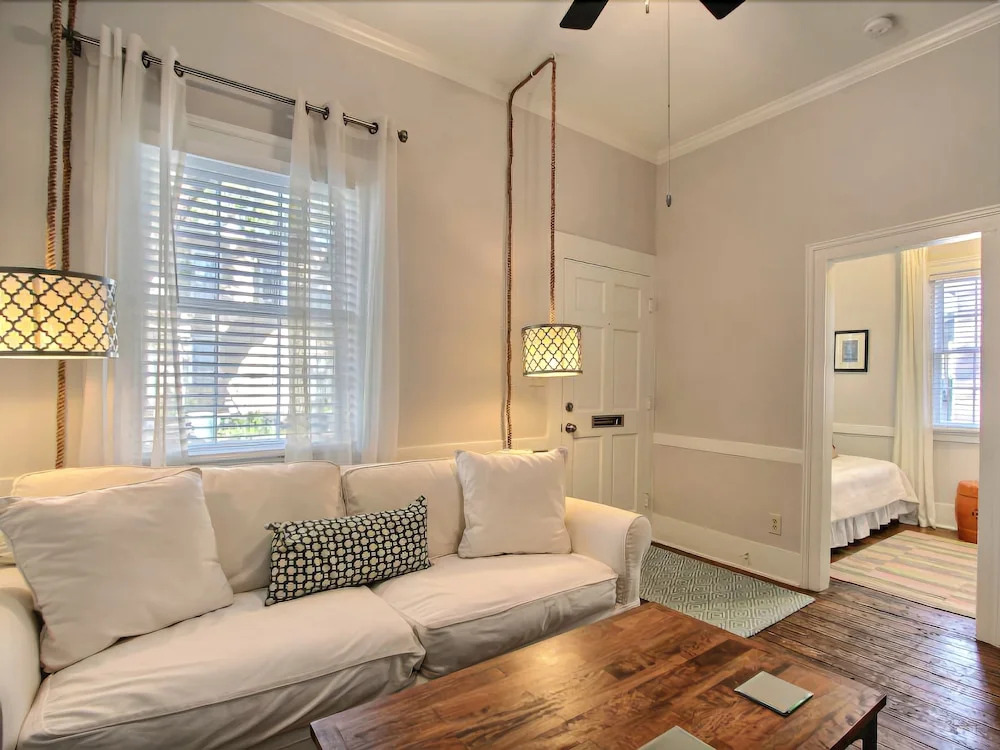 Coslick Cottage