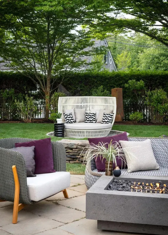 The Richard, The Edgartown Collection