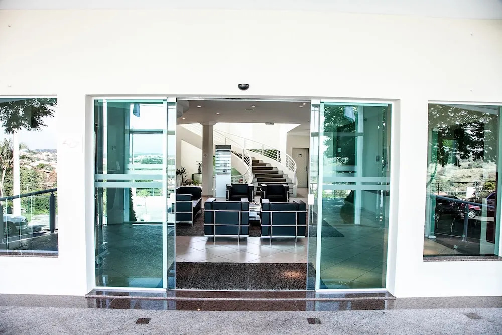 Itu Plaza Hotel