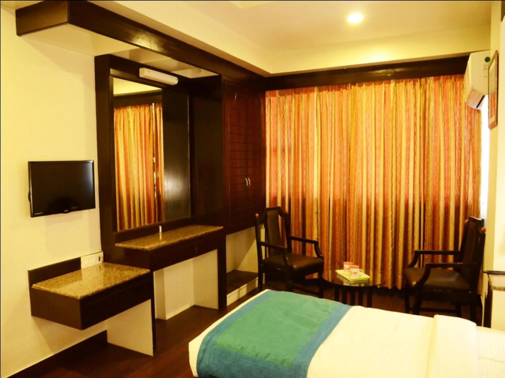 Oyo Rooms Near Laxminarayan Theatre Swargate
