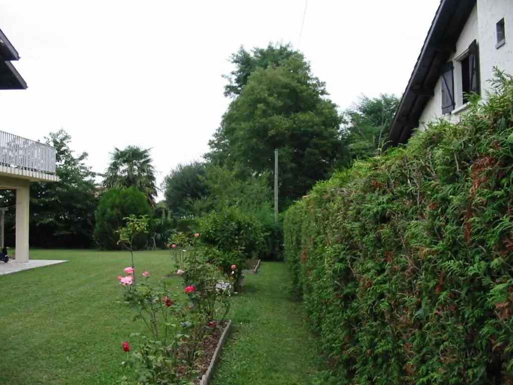 ANGLET T2 43 m2 ds VILLA 4 pers terrasse jardin parking tt confort proche BIARRITZ Pays-Basque loc Dimanche Dimanche