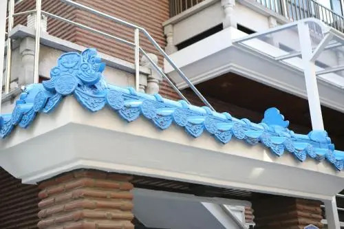 Artist House 7