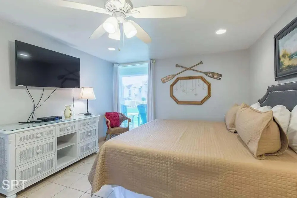 Bahia Mar 418