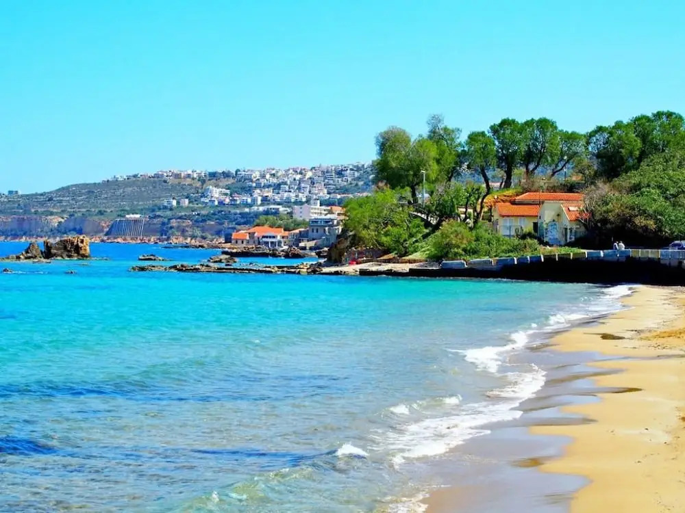 Ranias luxurious Apartment with sea view!