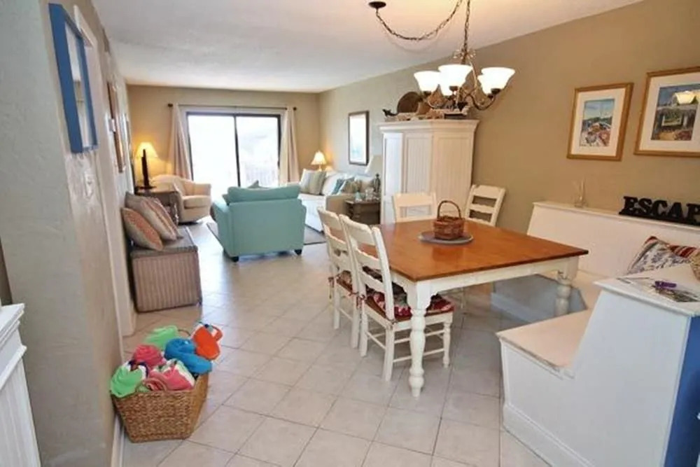 Hacienda del Sol II 306 Apartment 2