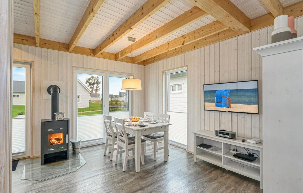 Nice Home In Ostseeresort Olpenitz With Sauna