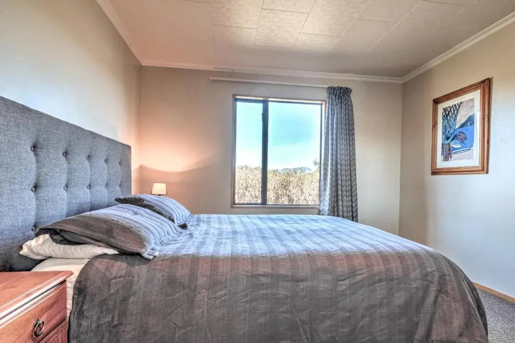7b Denby Place