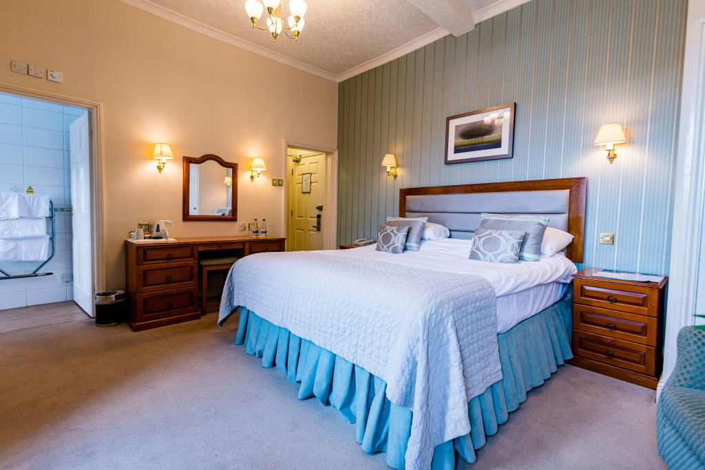 The George Hotel