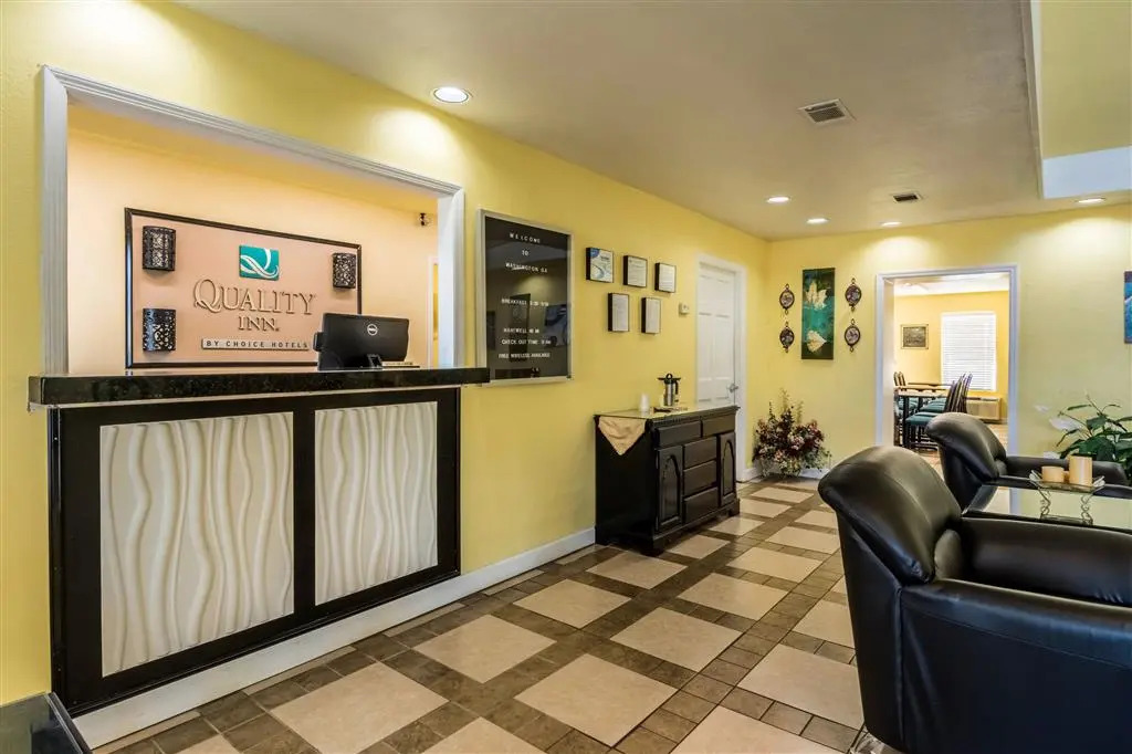 Quality Inn Coraopolis - Pittsburgh Airport