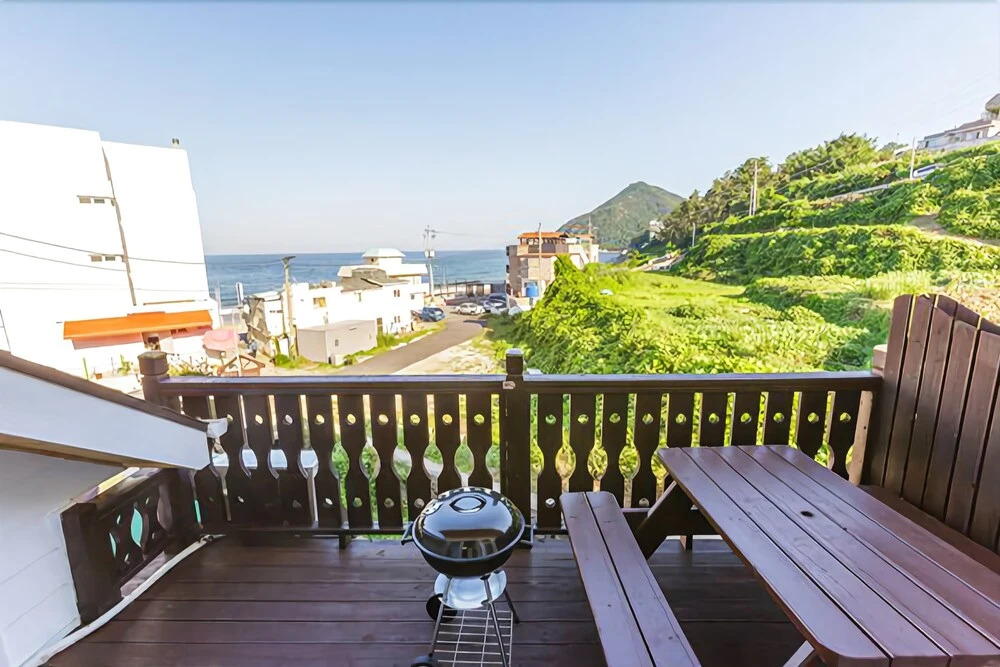 Geoje Patio Pension