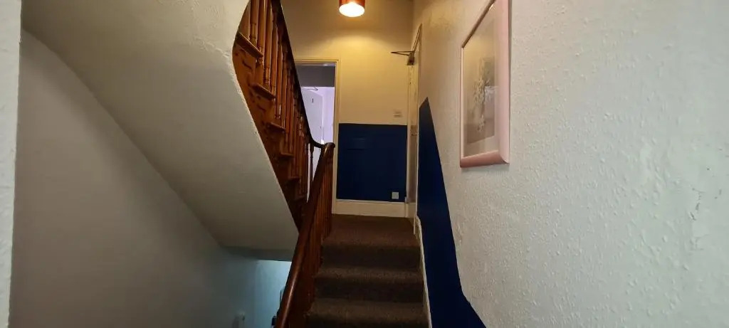 17 Bridge St, 3 bedroom flat