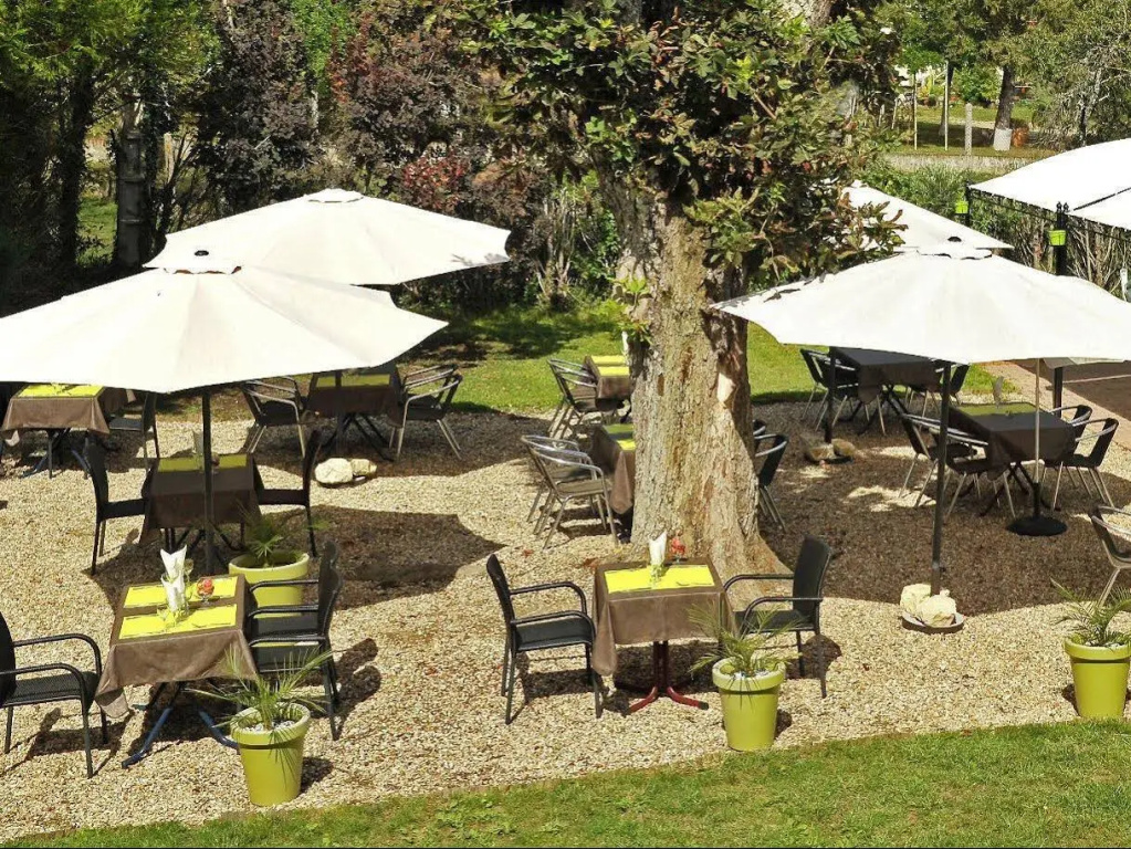 Logis Hotel Le Prieure