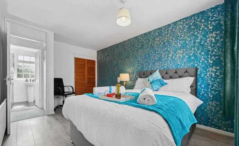 Cozy 3 bedroom house near hospital