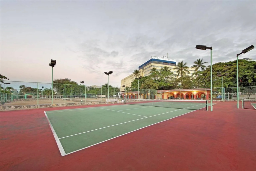 Dominican Fiesta Hotel