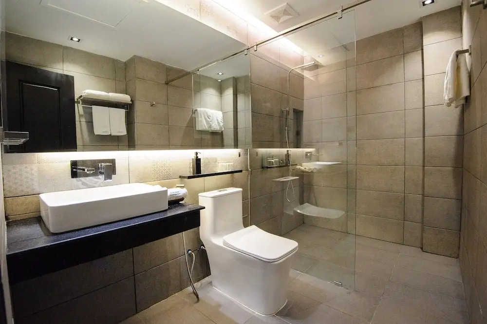 GLOW PARK HOTEL Grand Royal Palace