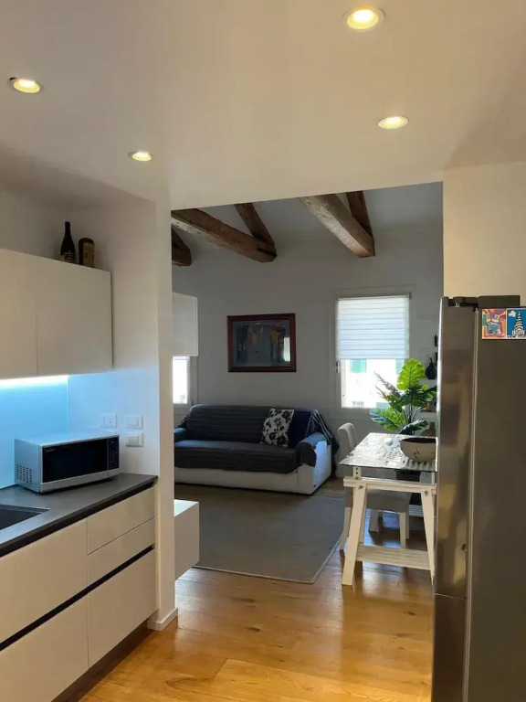 Victoria Studio