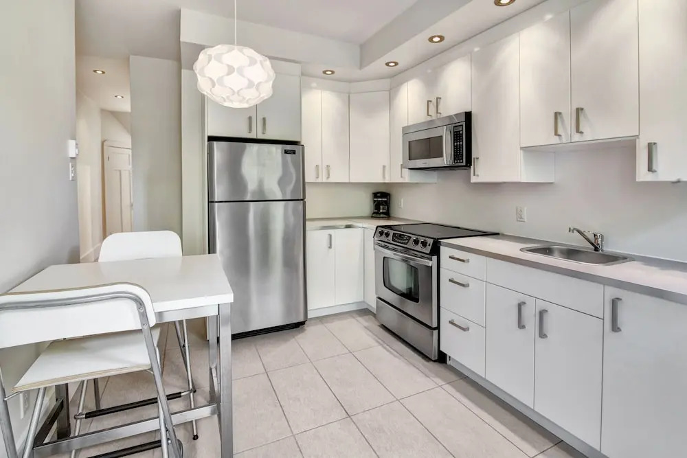One Bedroom Apartment near Laurier Park offered by Short Term Stays