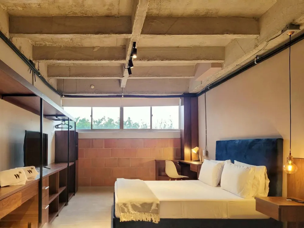 w Astonishing 3BR in Laureles