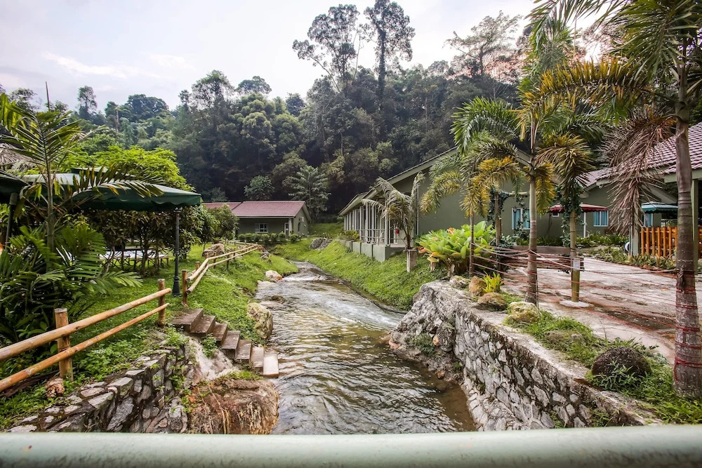 OYO 89476 Green Villa Resort