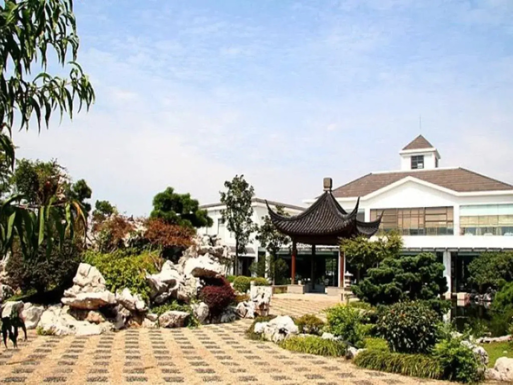Starway Hotel