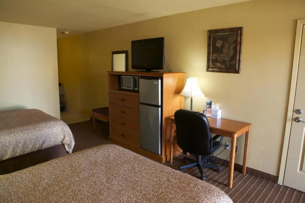 Coach Light Inn