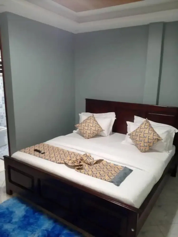 Ayeba Zion Hotel