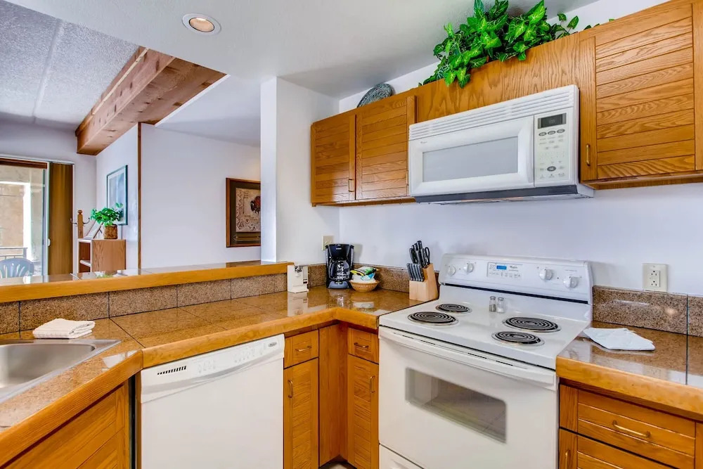 11 Snowmass Road Mt., Unit 432 - 2 Br Condo