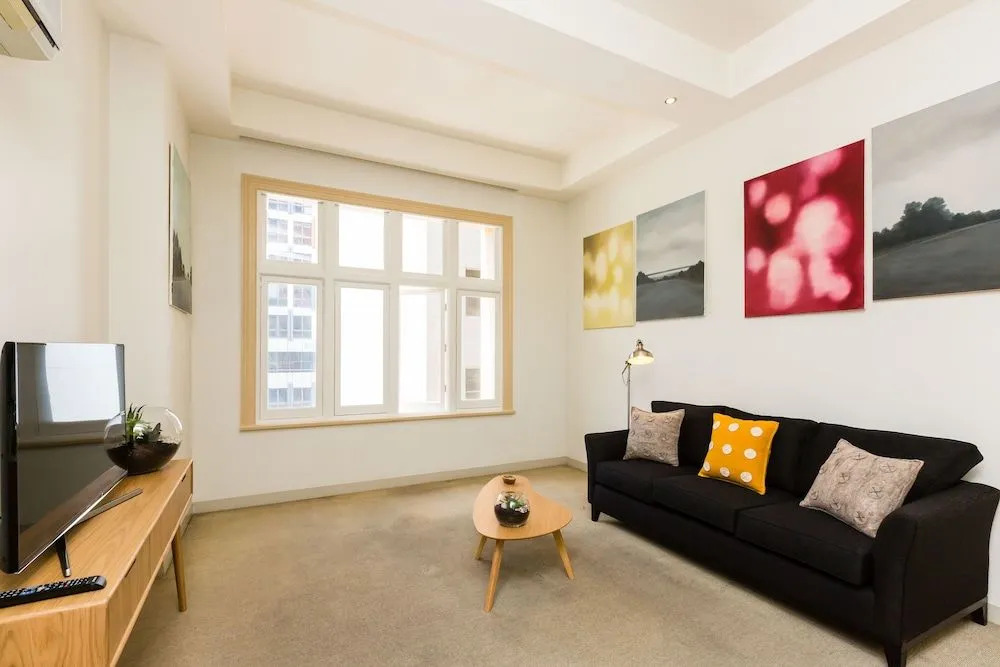 GEM, 1BDR Melbourne Apartment