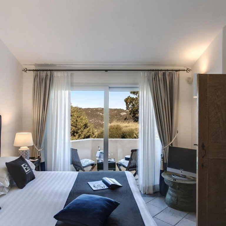 LEa Bianca Luxury Resort