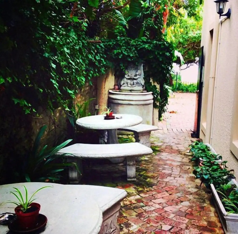Magnolia Place Guest Houses