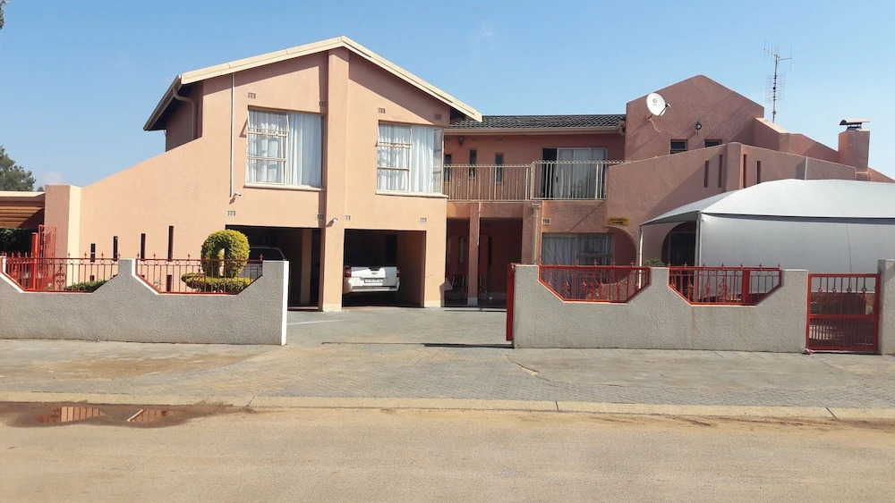 Diphororo guest house