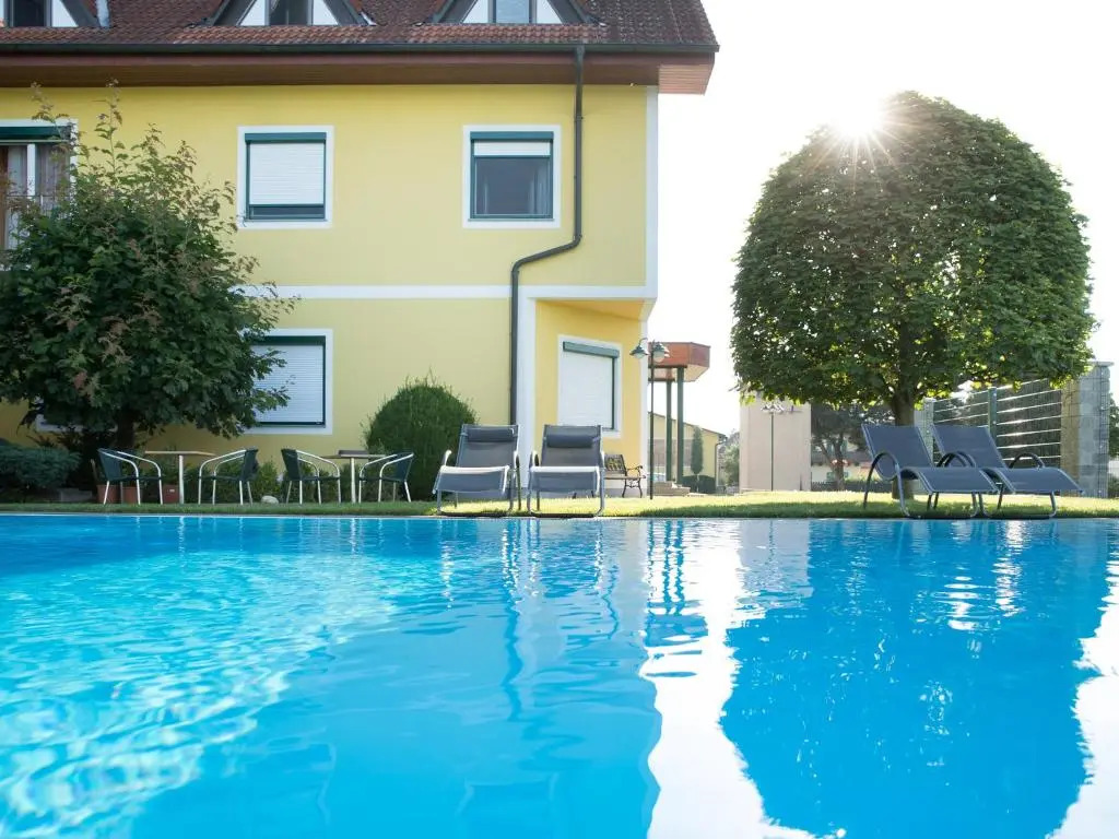 Hotel Schachenwald I Sauna I Aussenpool I Parkplatz