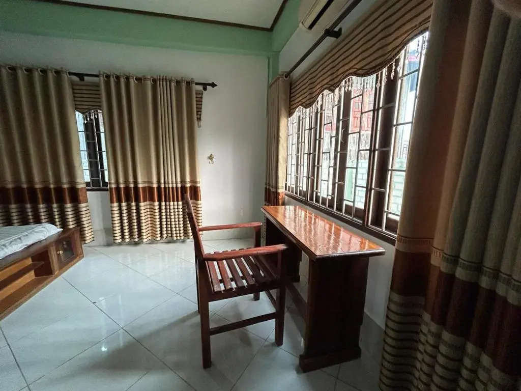 Bountang Mountain View Riverside Hotel