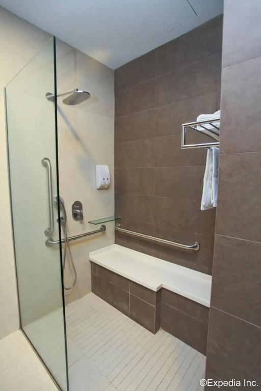Arena Suites