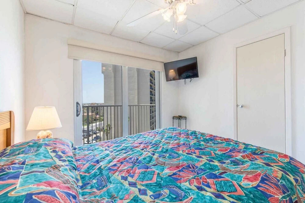 Aquarius Condominium 602