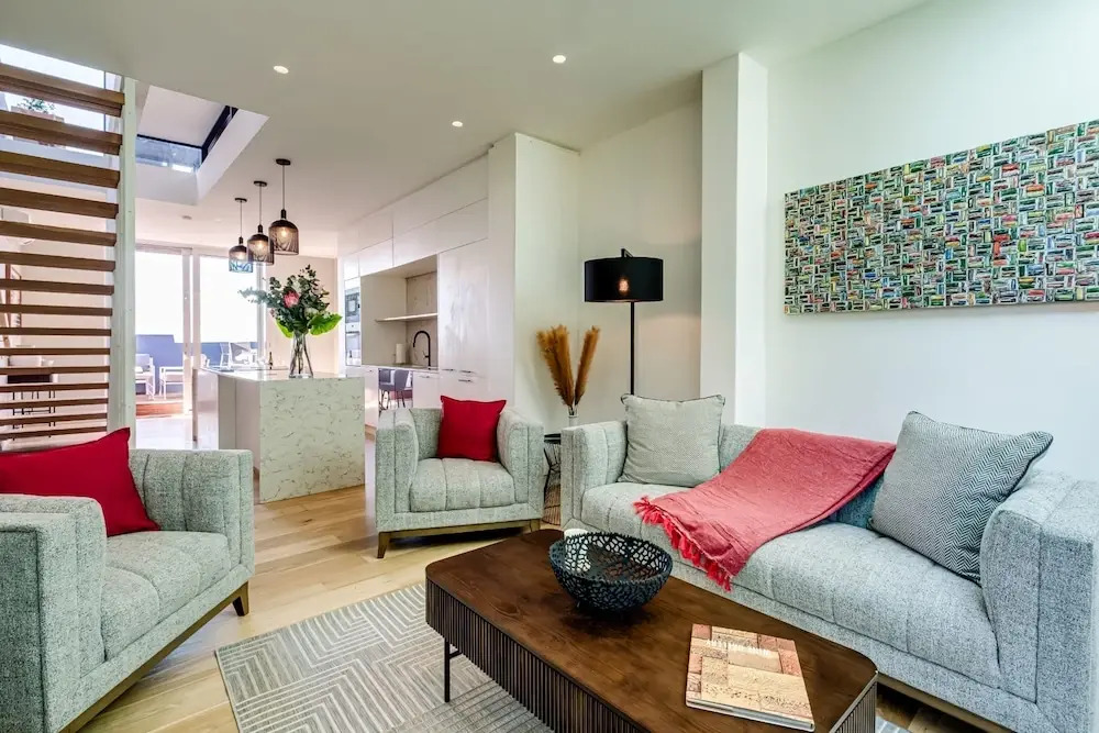 Experience Vibrant Living at De Waterkant Views
