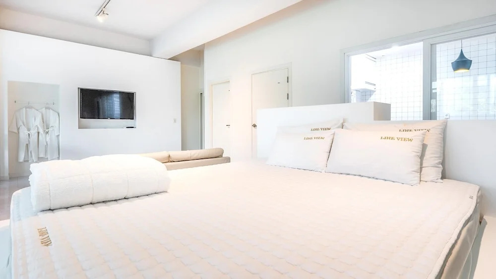 GYEONGJU LINEVIEW POOLVILLA