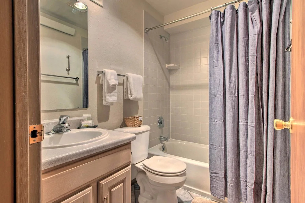 Steps to Ski Lifts - Condo w/ Walk-out Patio!