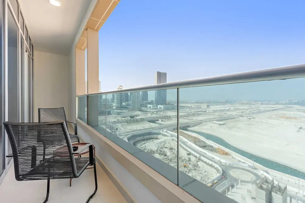 Silkhaus 1BR Prime Spot at Julphar in Reem Island