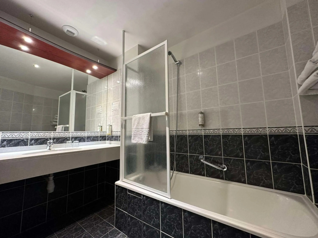Best Western Le Pont dOr